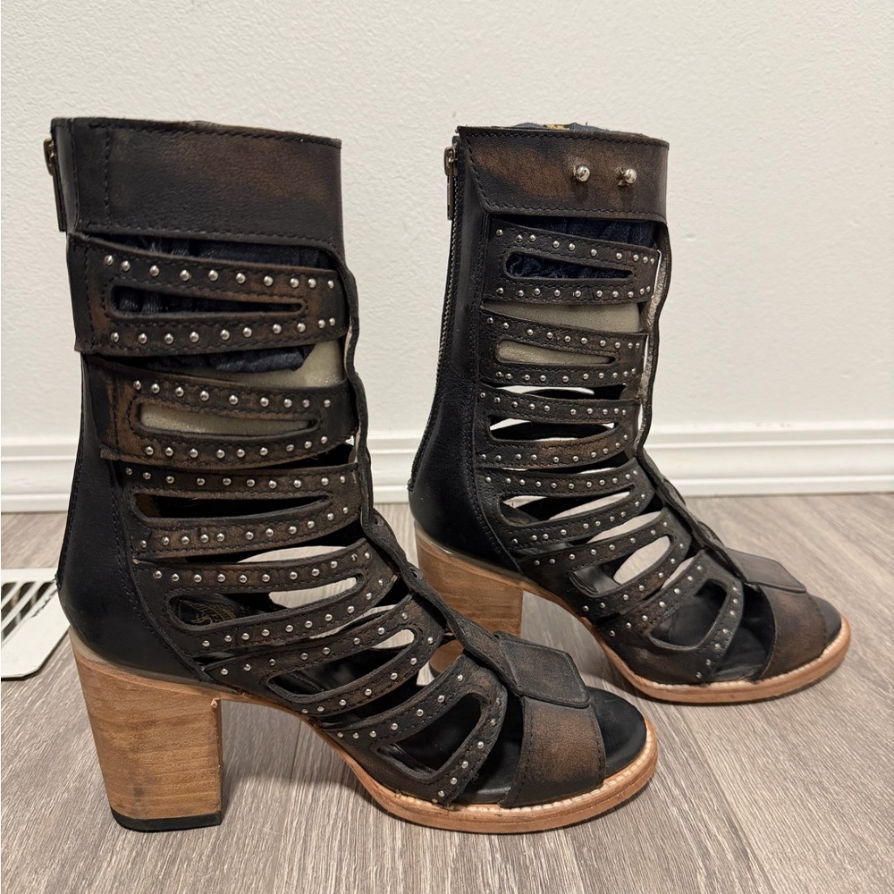 Freebird Lotus Studded Black and Brown Women's Heeled Sandals - Picture 4 of 11